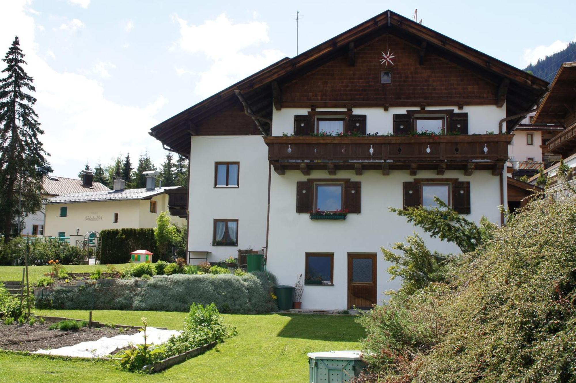 장크트안톤암아를베르크 Haus Oberland B&B 외부 사진