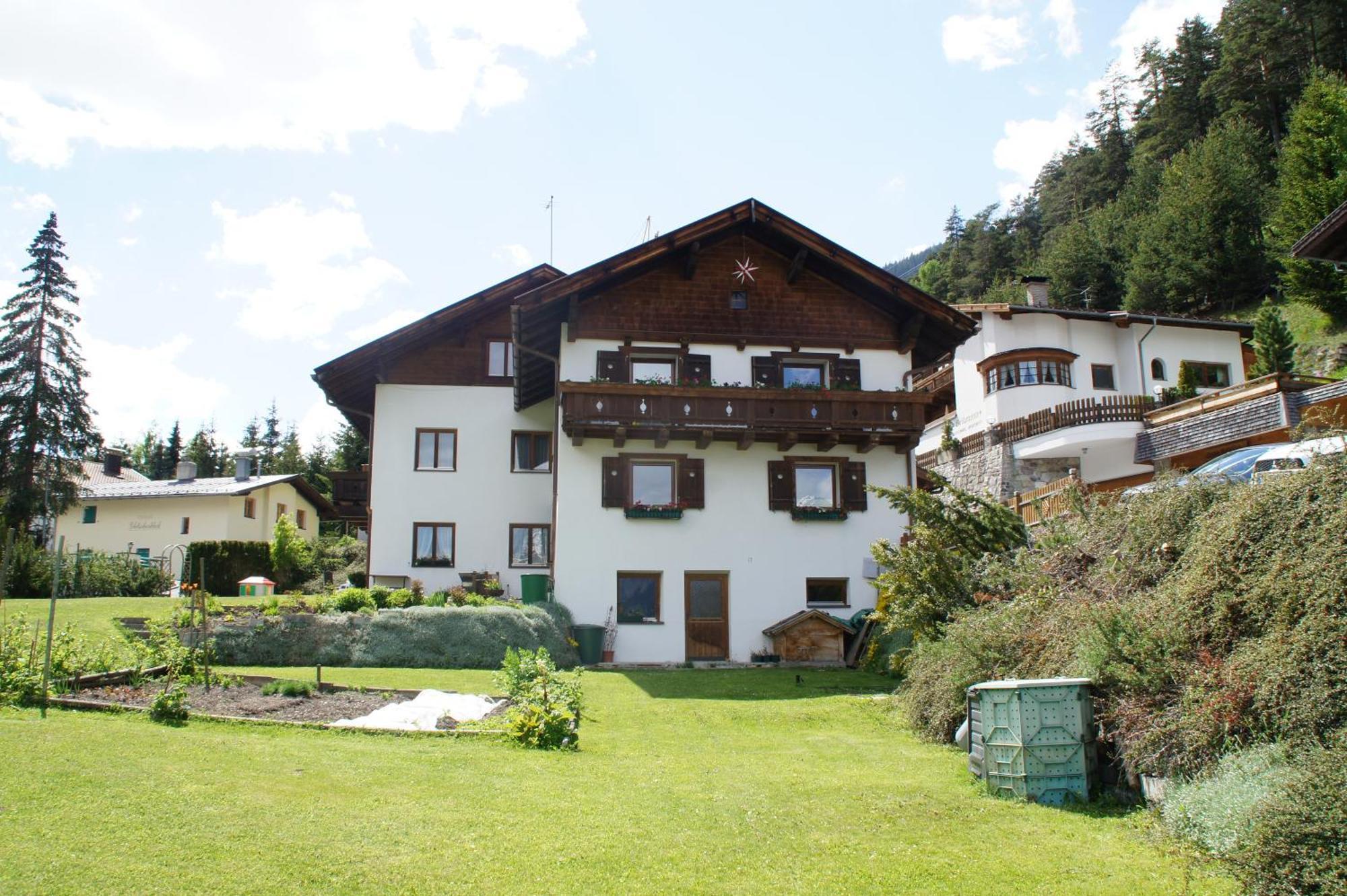장크트안톤암아를베르크 Haus Oberland B&B 외부 사진